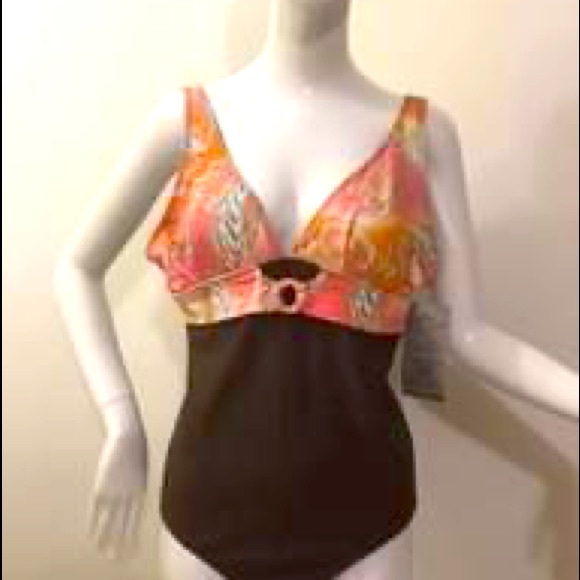 Your best look woman’s one piece swimsuit bathing suit - Picture 9 of 9